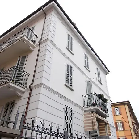 Apartament Porta San Felice Halldis