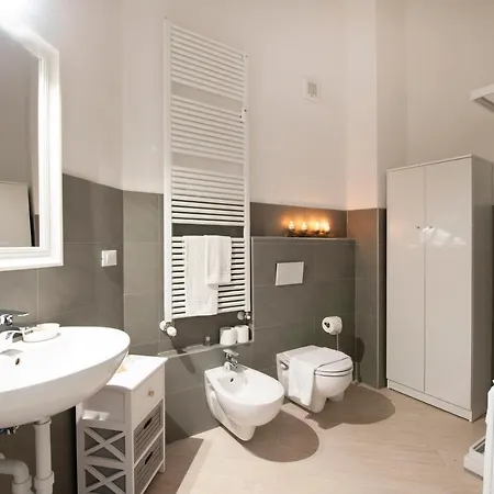 Apartament Porta San Felice Halldis *