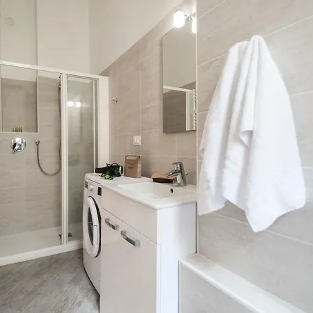 Apartment Porta San Felice Halldis